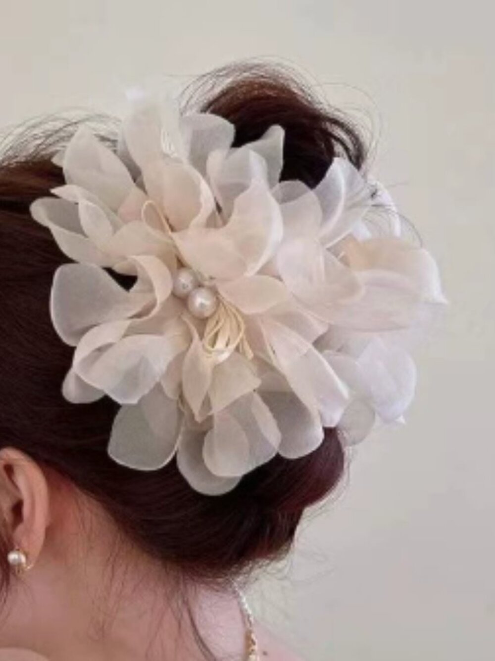 Women's hair clip